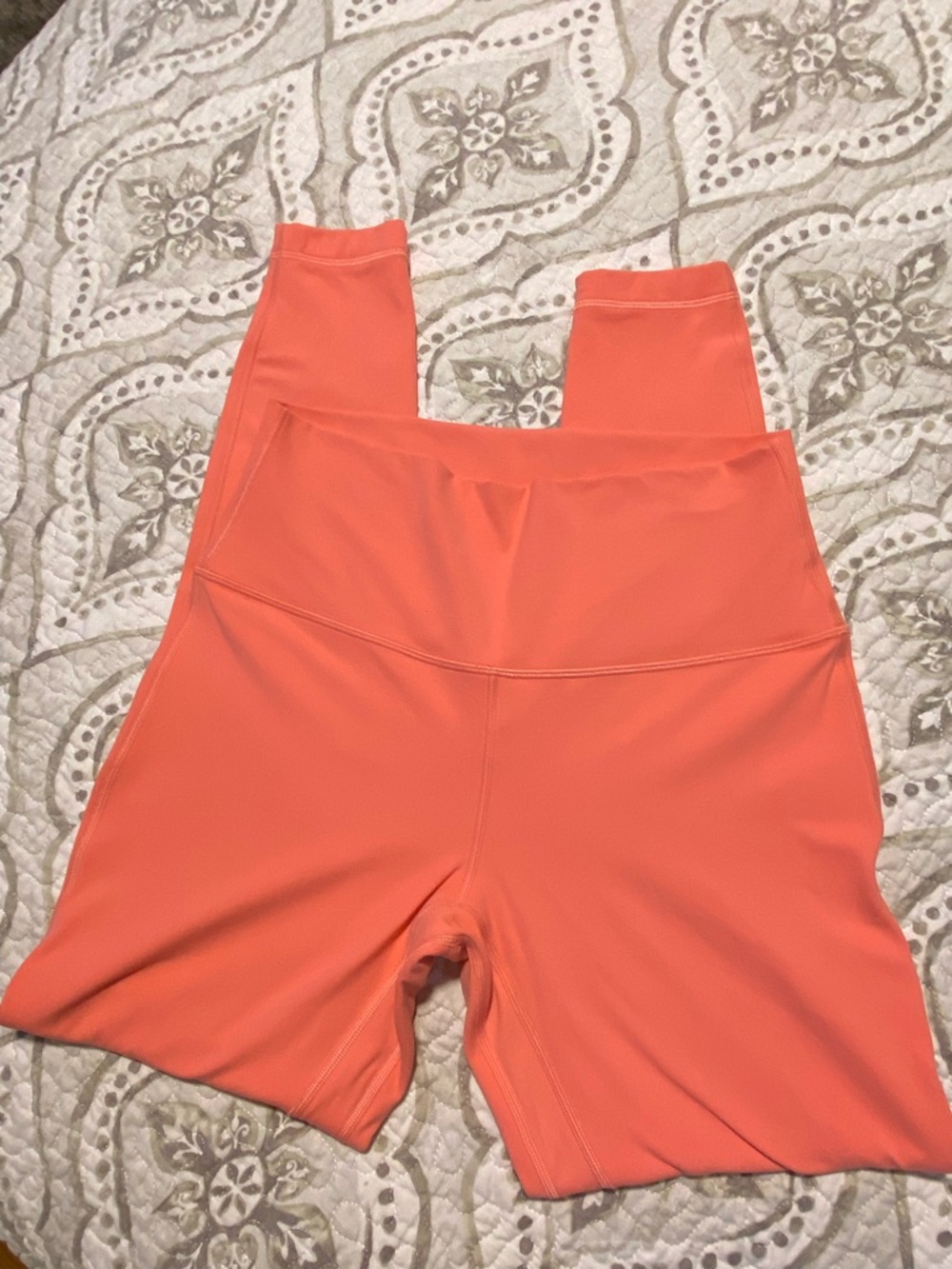 Lululemon | Align High Rise Pant 28"
Pale Raspberry - Picture 2 of 7